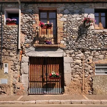 Casa Fluvia Holiday home Torroella de Fluvia