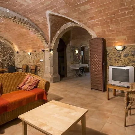 Casa Fluvia Holiday home Torroella de Fluvia